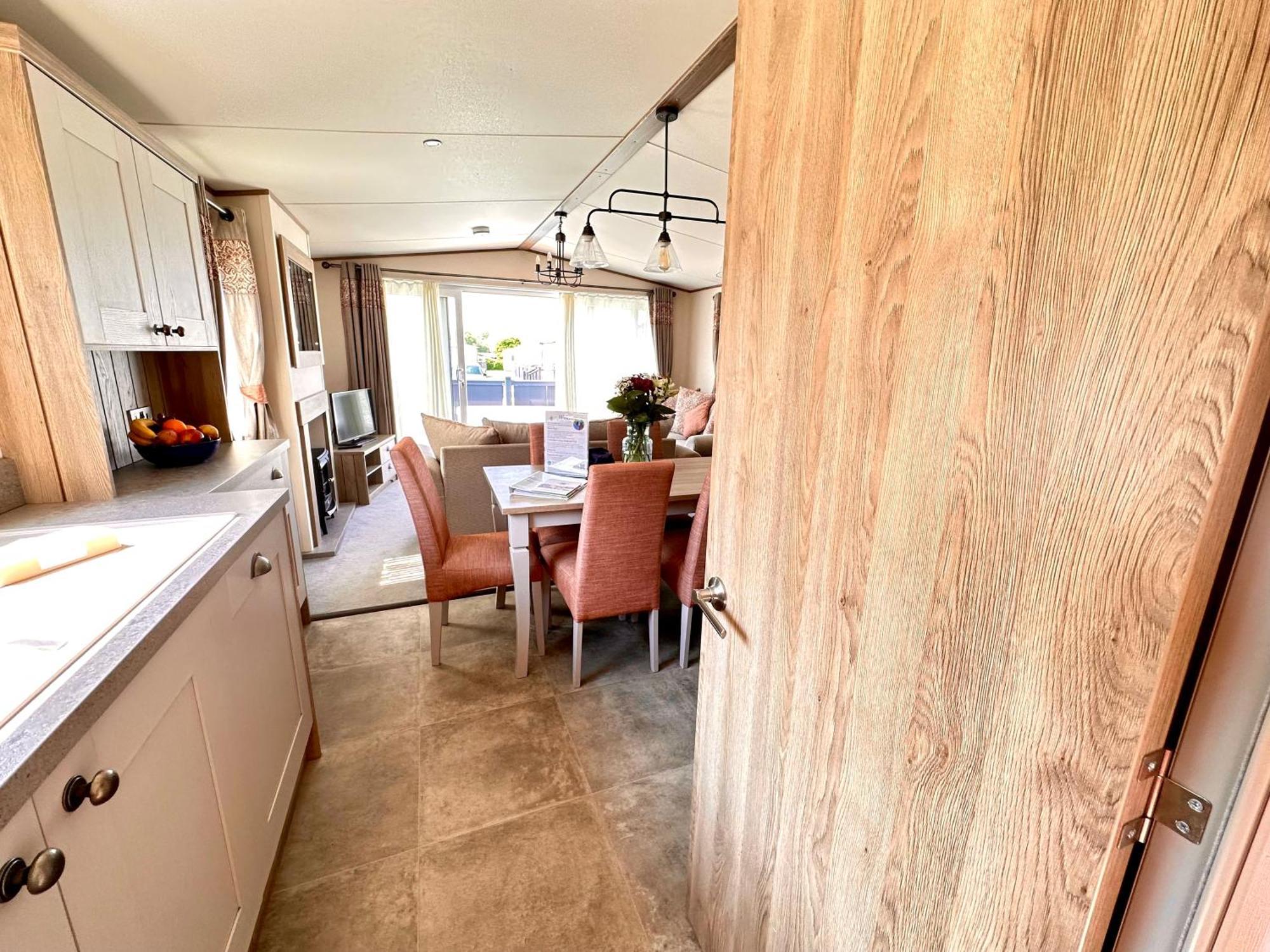 Reeds View Holiday Lodge 南塞尔尼 外观 照片