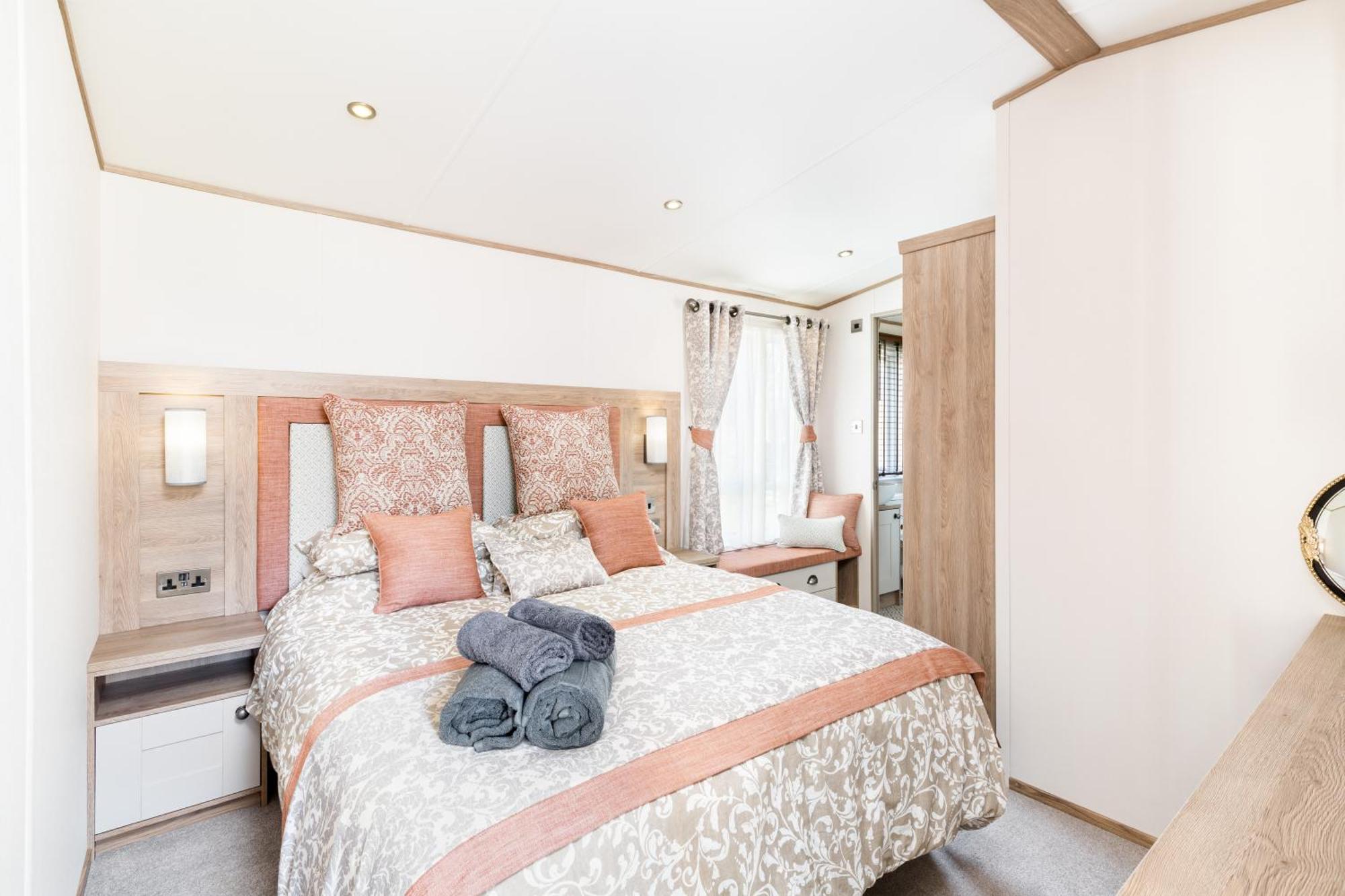 Reeds View Holiday Lodge 南塞尔尼 外观 照片